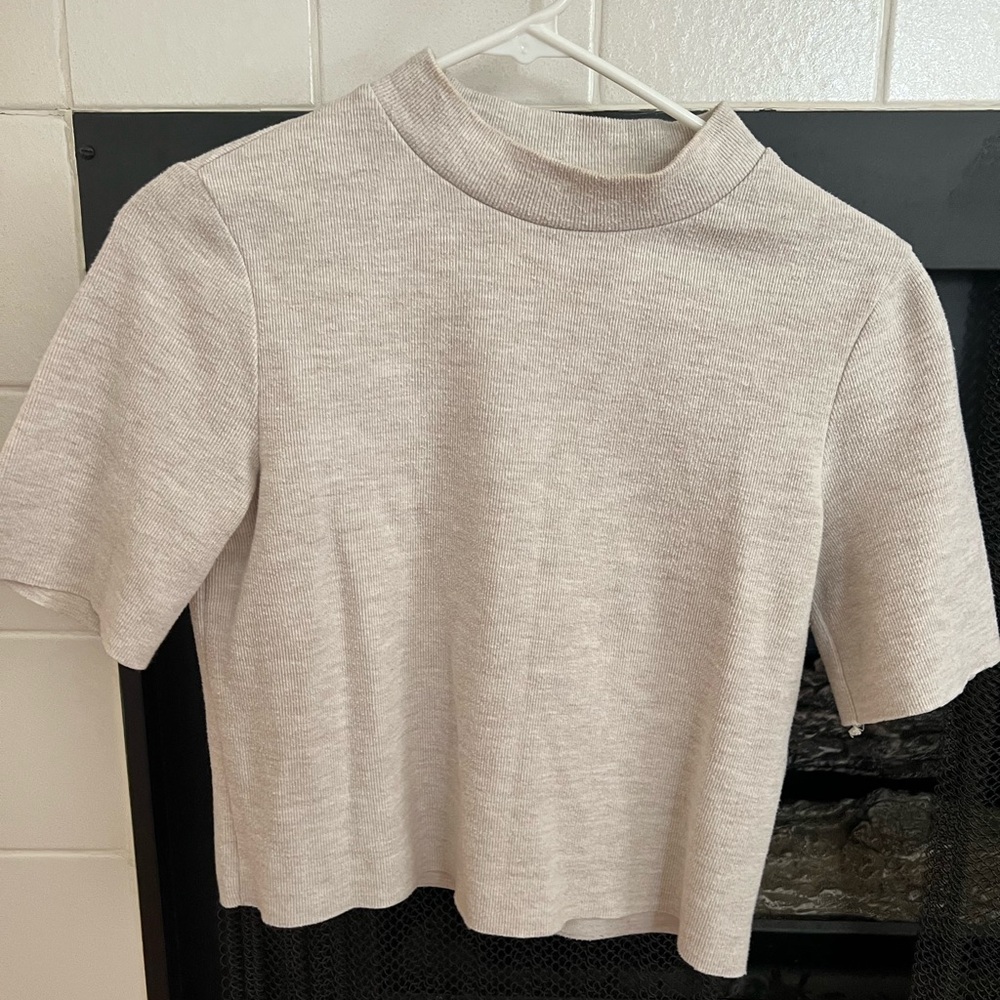 Pull&Bear Light Cream Short Sleeve Top